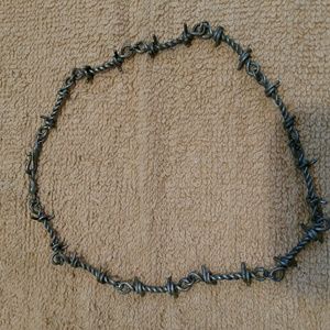 Mens barbed wire necklace